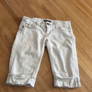 White jean rewind capris